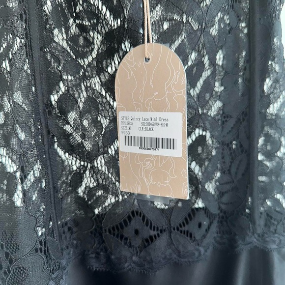 Meshki Size Medium Black Mini Dress - Picture 8 of 8